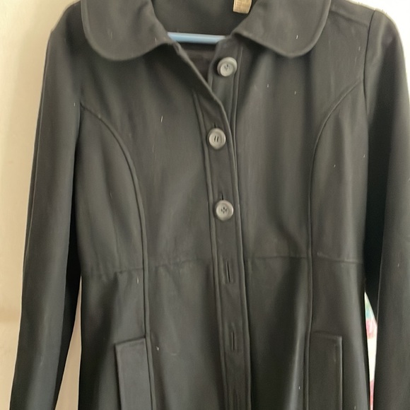 Black wool mid length coat. Size medium - Picture 2 of 2